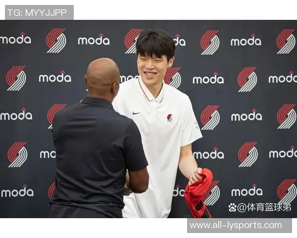 杨瀚森下周二亮相波特兰李宁球迷见面会迎接常规赛挑战